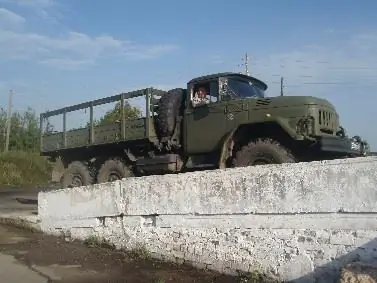 Com obtenir una llicència a l’oficina de registre i alistament militar