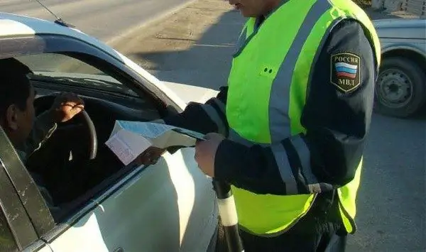 So finden Sie die Zahlungsrückstände bei der Verkehrspolizei heraus